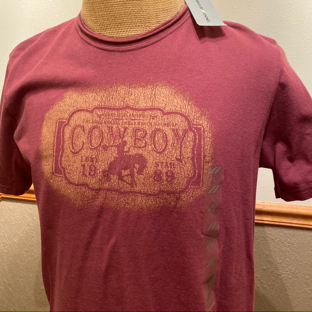 DKNY T-shirt  NWT 🔥 tee shirt